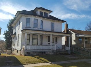 717 Vine St, Burlington, IA 52601