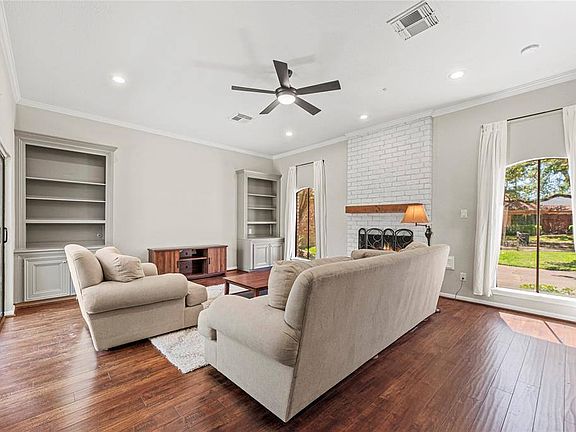 5th image of 11634 Manor Park Dr