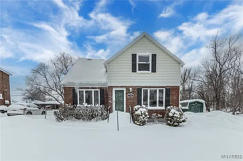 194 Boncroft Dr #UPPER Photo 1
