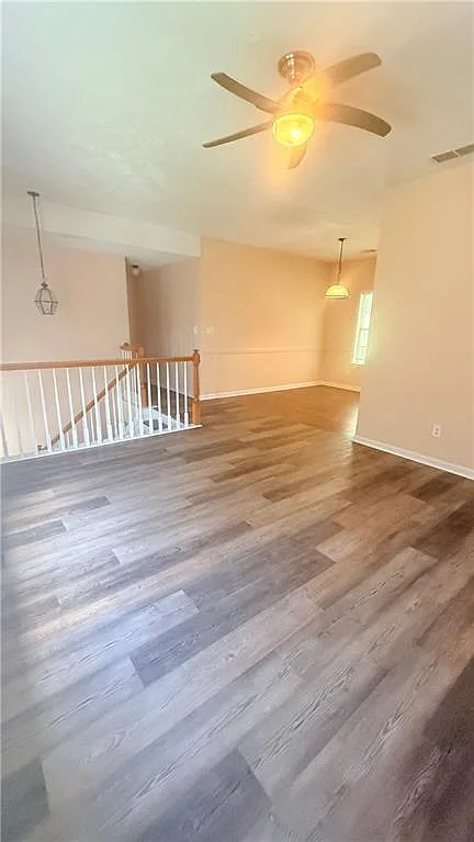 4 bed, 3.0 bath, 1866 sqft, $2,150 — Photo 3