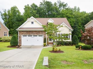 319 Orchard Falls Dr, Spring Lake, NC 28390