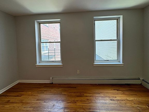 5th image of 74 Clendenny Ave #2C