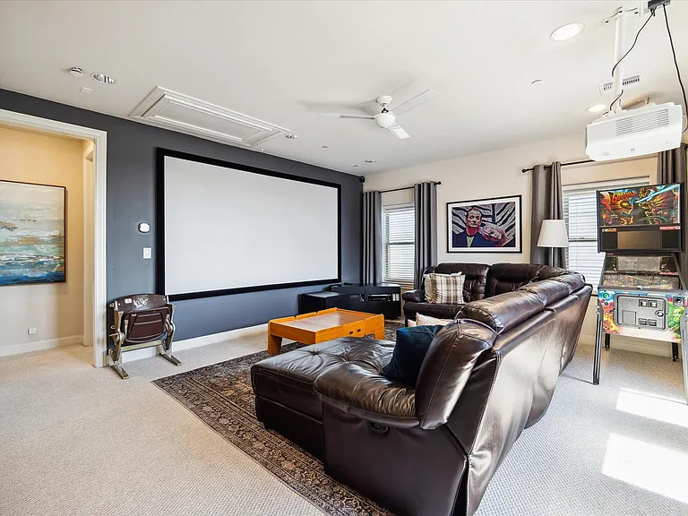 2717 Cohn St — Photo 3