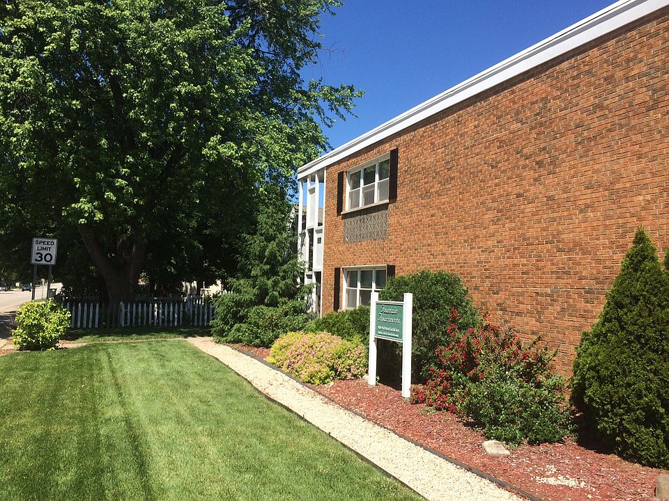 Building Exterior1