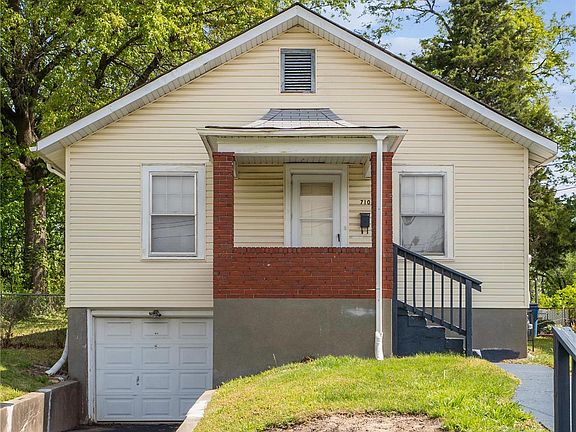 3rd image of 7103 Idlewild Ave