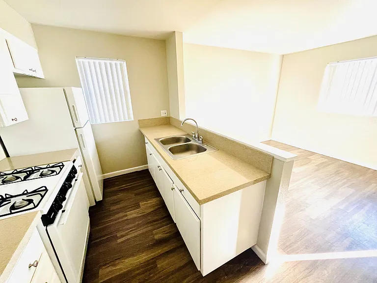 Estrella Gardens — Photo 10