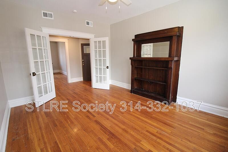 1st image of 2606 Louisiana Ave #2N