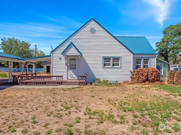 13 Freemont Avenue, Rock Island, WA 98850