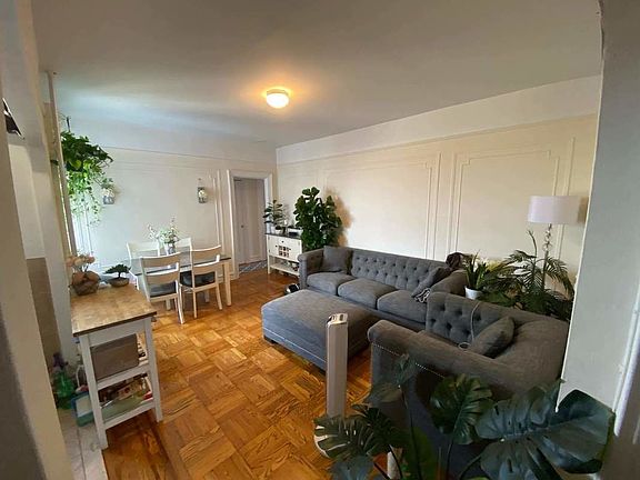 3rd image of 2835 41st St APT C3