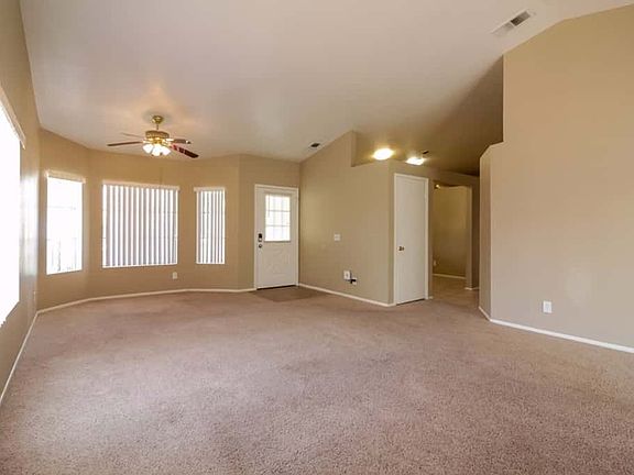 3rd image of 33912 Barrengo Dr