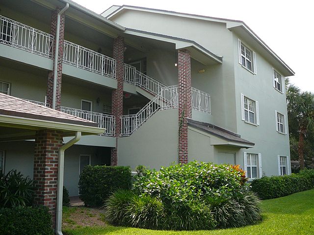 1st image of 109 W Park Shores Cir APT 40W