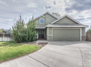 3311 NE Manchester Ct, Bend, OR 97701