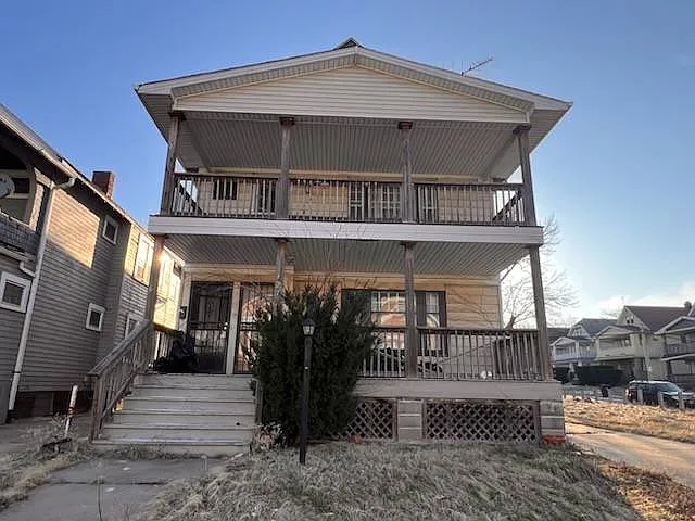 1269 E 143rd St photo 1