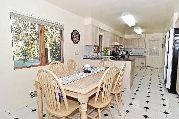 5th image of 21 Cambridge Dr