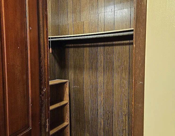 134-136 W High St — Photo 12