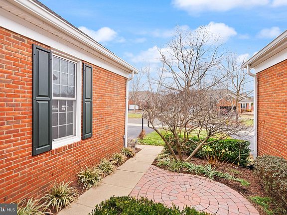 4th image of 5132 Curran Creek Dr