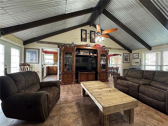 4th image of 514 Eagle Dr