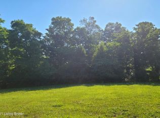 1834 Grand Ridge Rd, Louisville, KY 40214