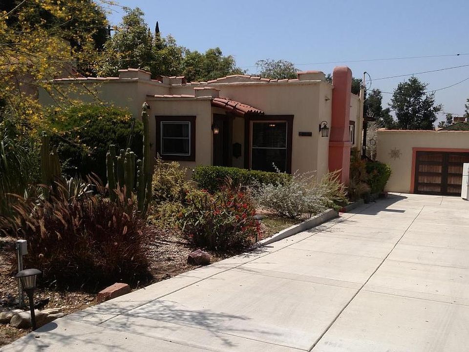 1st image of 206 W Mariposa St