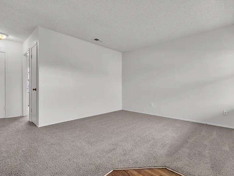 106 Ladybird Ln #B — Photo 7