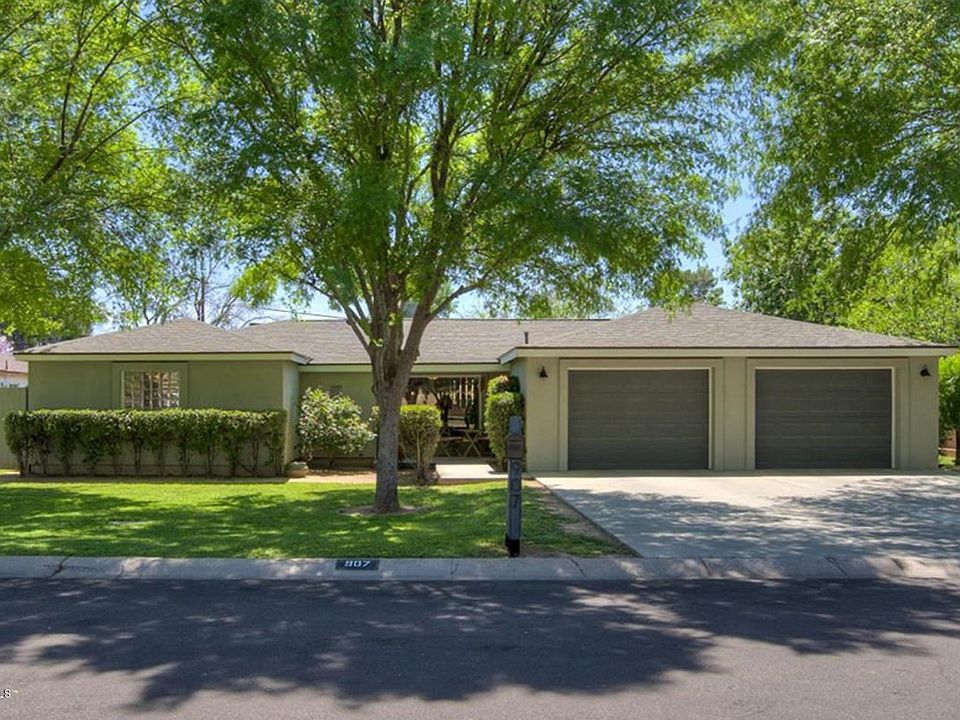 1st image of 907 W Orangewood Ave