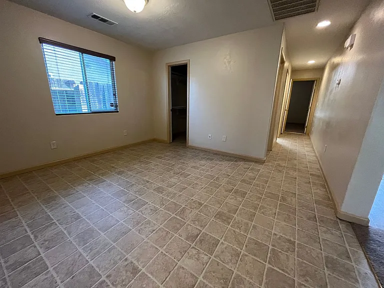 1030 S Vista St — Photo 19