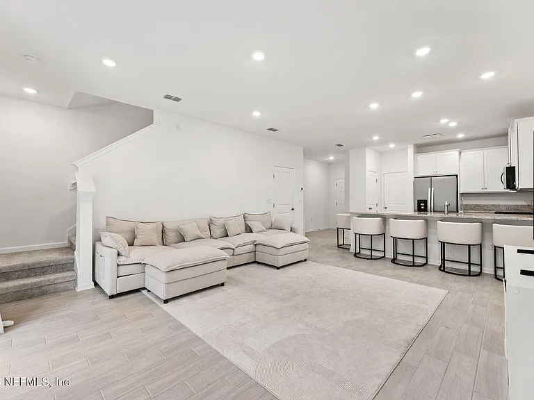 13536 Ute Pl — Photo 8