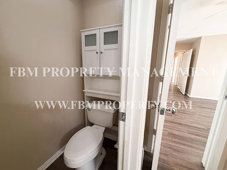 19 Country Club Place - 3 Bedroom, 2 Bathroom Home in Waxahachie, TX! — Photo 15