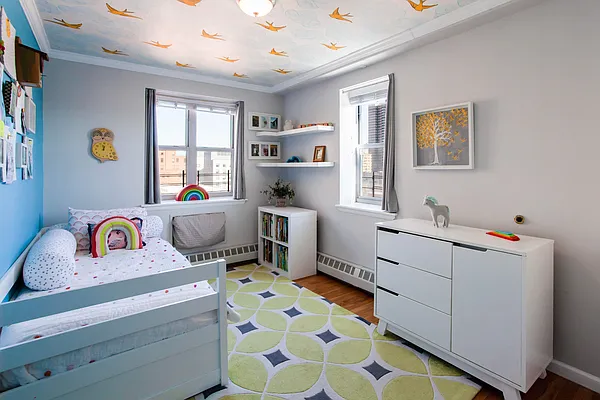 Sold by HomeDax Real Estate | media 9