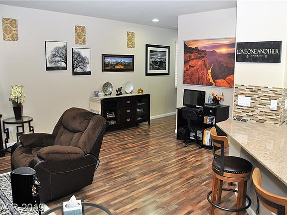 5th image of 6090 Arbor Downs Ave