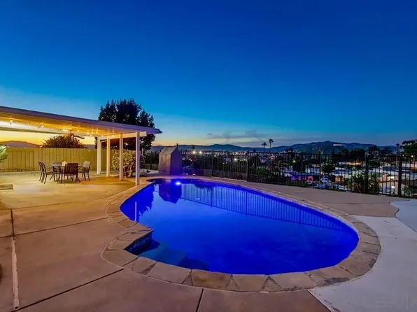 11038 Larkridge St, Santee, CA 92071