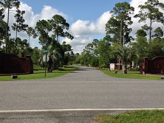 4th image of 20190 Gulf Haven Dr