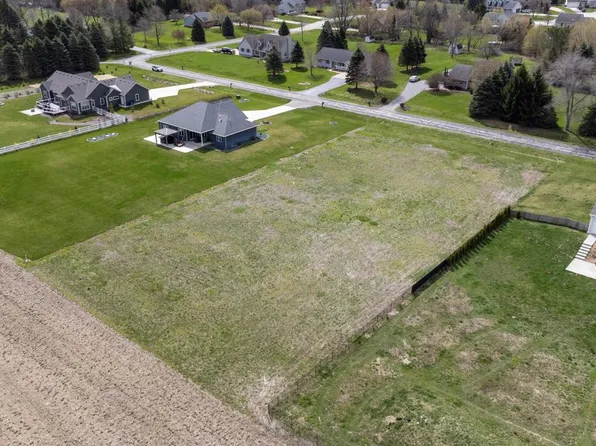 248 TERRY JAK DRIVE, West Bend, WI 53090