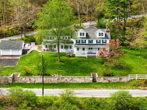 669 Mountain Road, Middletown, NY 10940