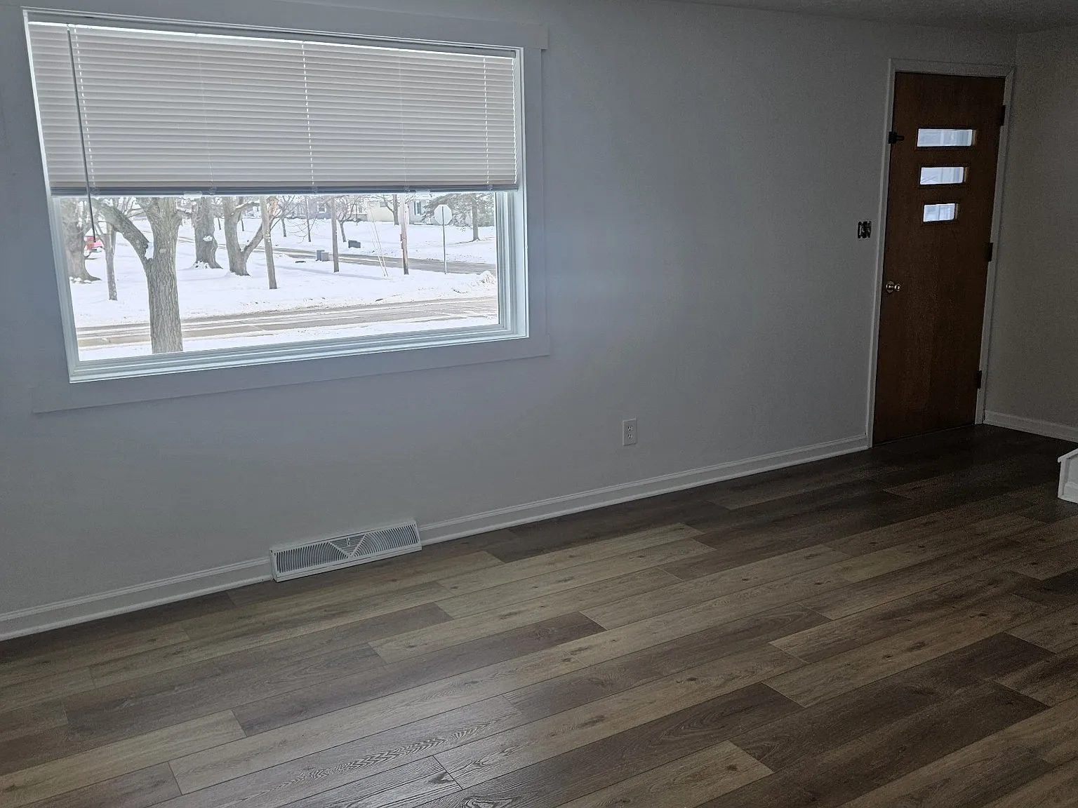 2 bed, 1.5 bath, 1000 sqft, $1,500 — Photo 4