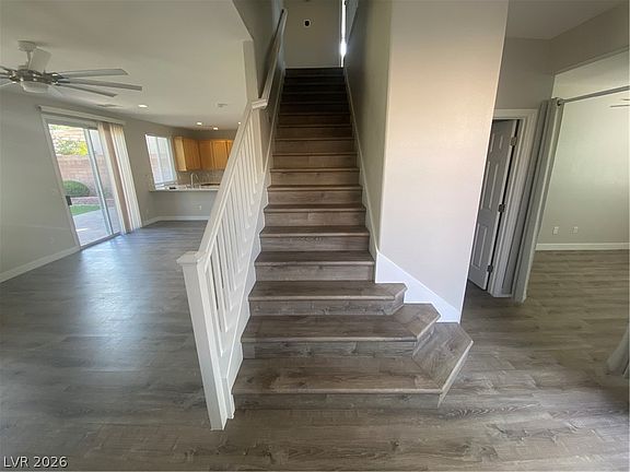 4th image of 10717 Highland Park Ct