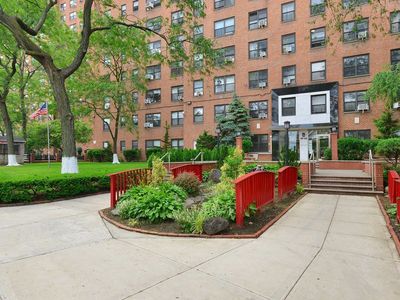 9940 63rd Rd APT 5D, Rego Park, NY, 11374
