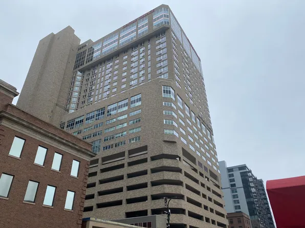 433 S 7th St APT 1917, Minneapolis, MN 55415