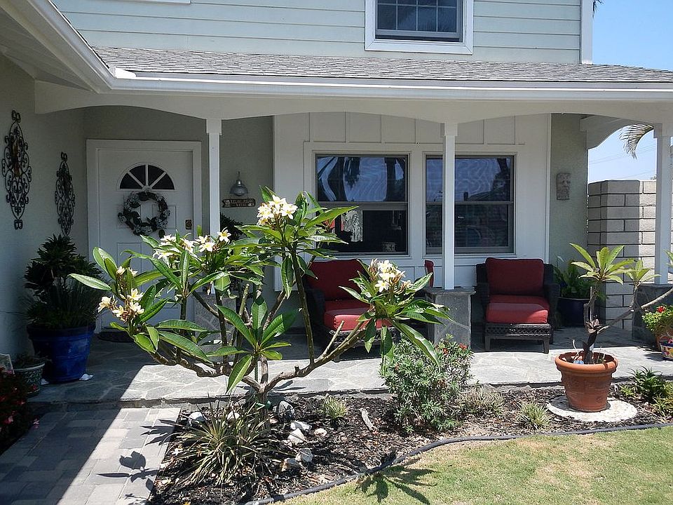 2nd image of 8441 Castilian Dr