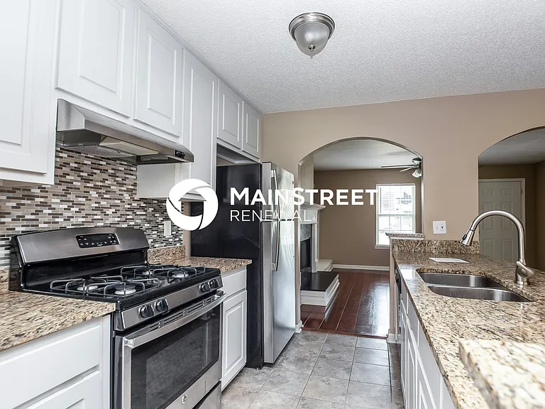 4012 Meadow Glen Way — Photo 7