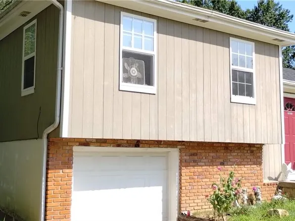 4811 N Sycamore Dr, Kansas City, MO 64119