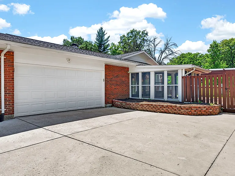 6450 Hadden Bay Dr — Photo 44