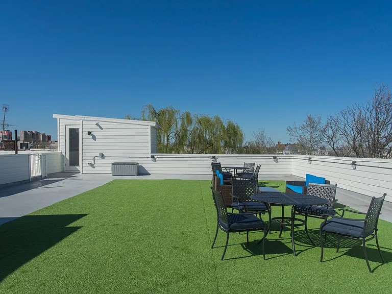 1227-29 N 7th St #3E — Photo 14