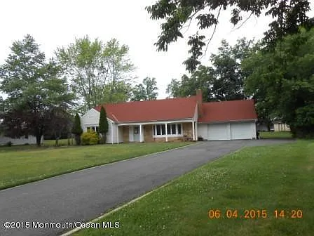 28 Chamber Ln photo 1
