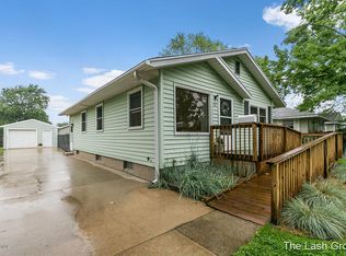 301 43rd St SW, Wyoming, MI 49548