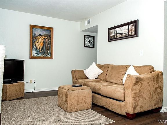 5th image of 1800 Clubhouse Dr Unit 70