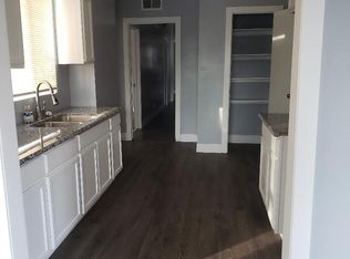 418 17th St, Bakersfield, CA 93301