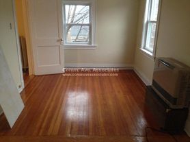 196 Fairmount Ave, Hyde Park, MA