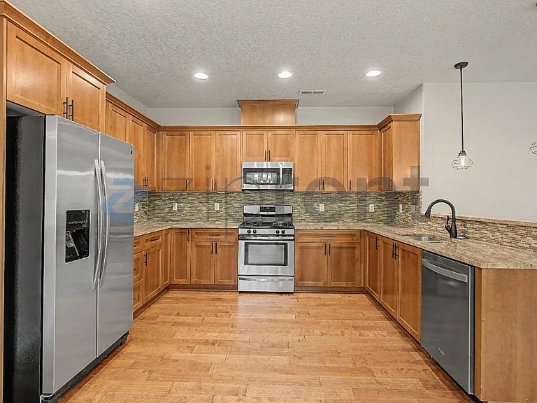 28623 Greenway Dr — Photo 13