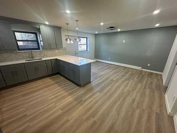 3rd image of 7907 153rd Ave APT 1